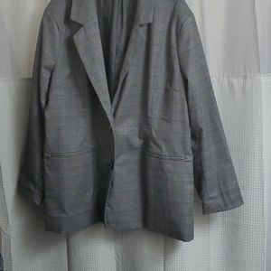 Nasty Gal boyfriend blazer‎ Size 20, gray with blue and black plaid